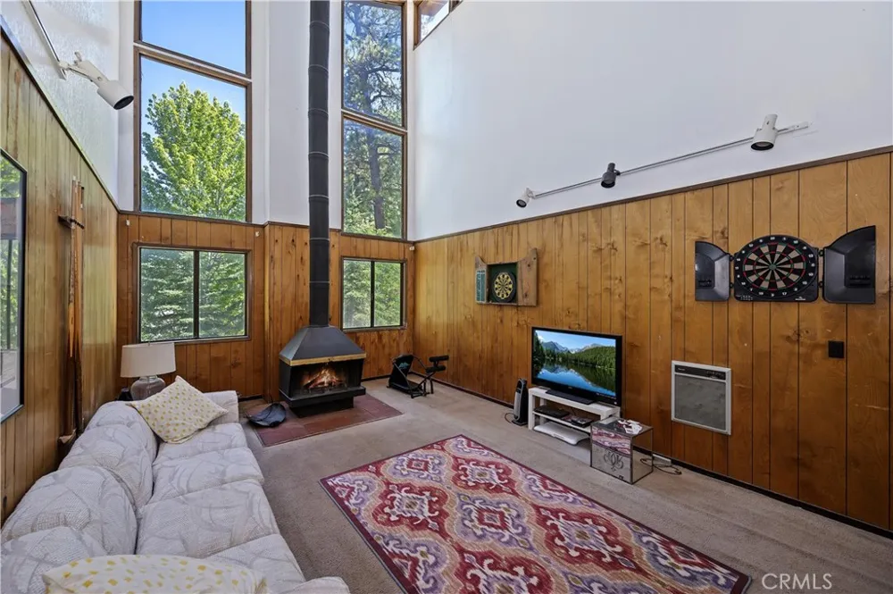 41730 Brownie Big Bear Lake, CA 92315