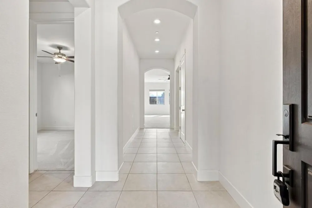 1261 Azalea Drive Hollister, CA 95023