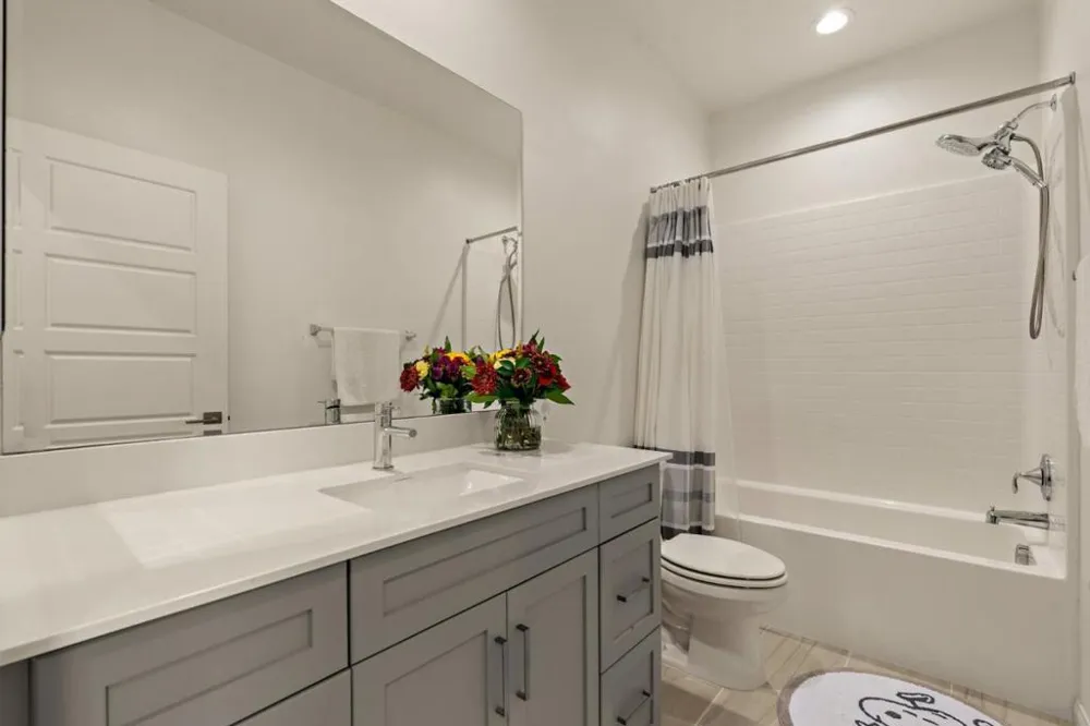 157 Steely Irvine, CA 92614