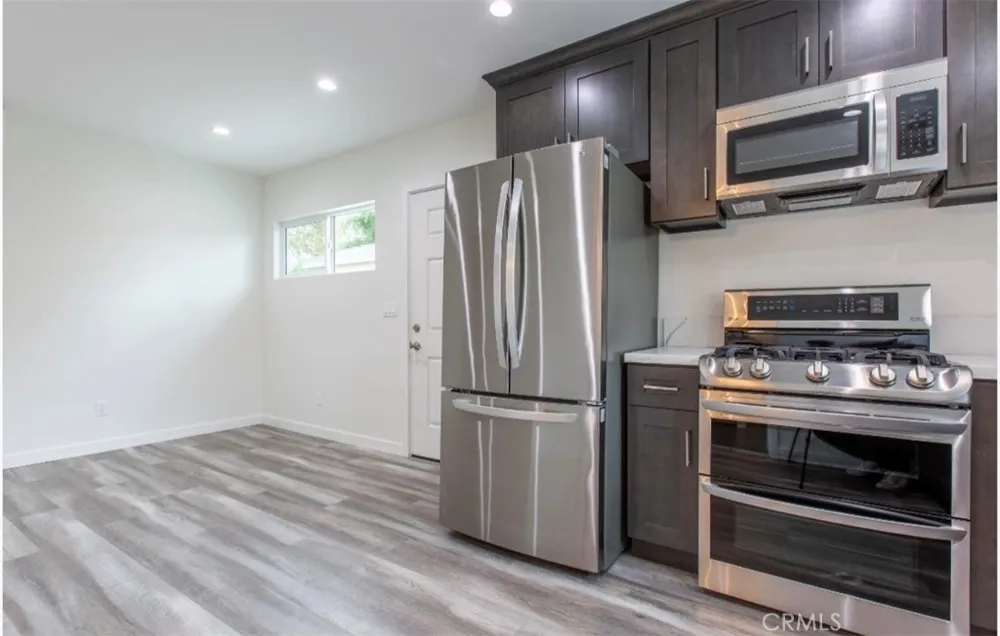 14612 Vose Van Nuys, CA 91405