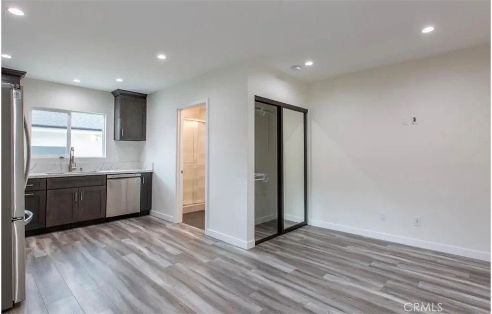 14612 Vose Van Nuys, CA 91405