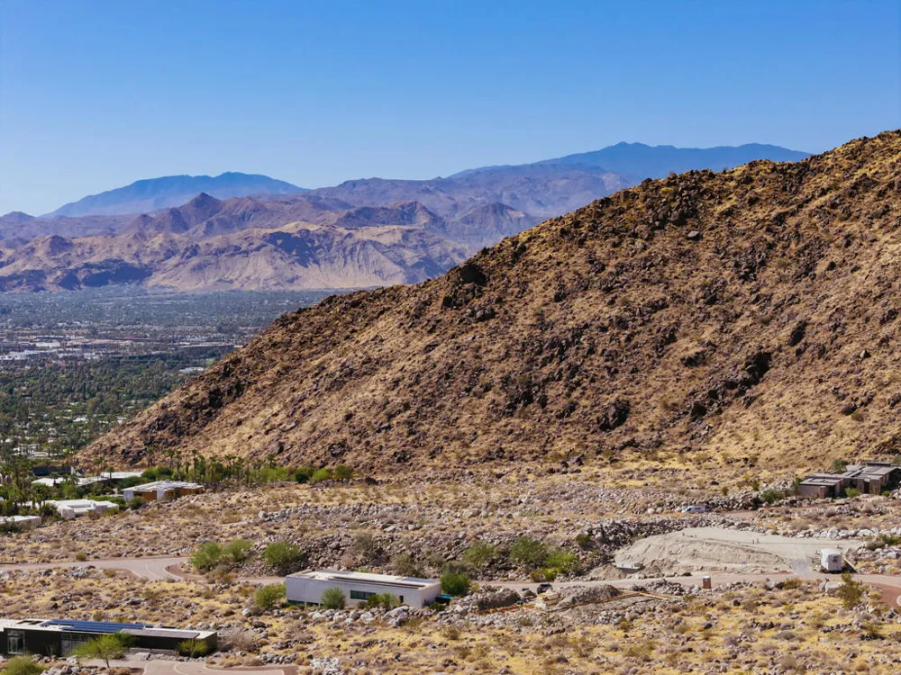 W Cielo Dr Palm Springs, CA 92262