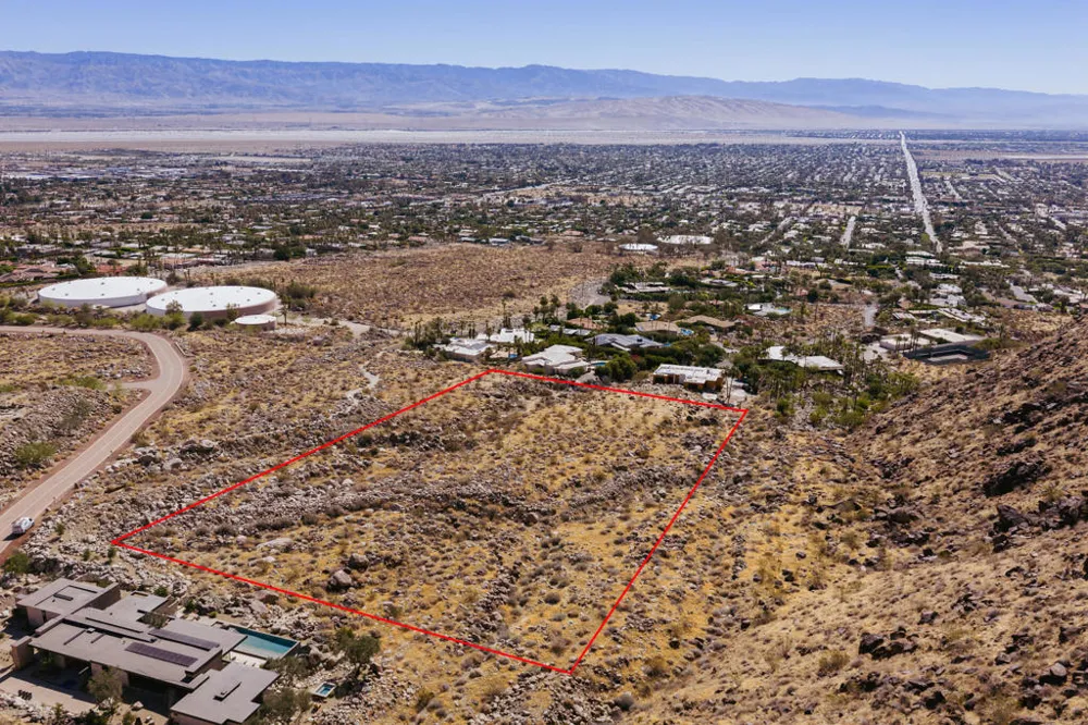W Cielo Dr Palm Springs, CA 92262