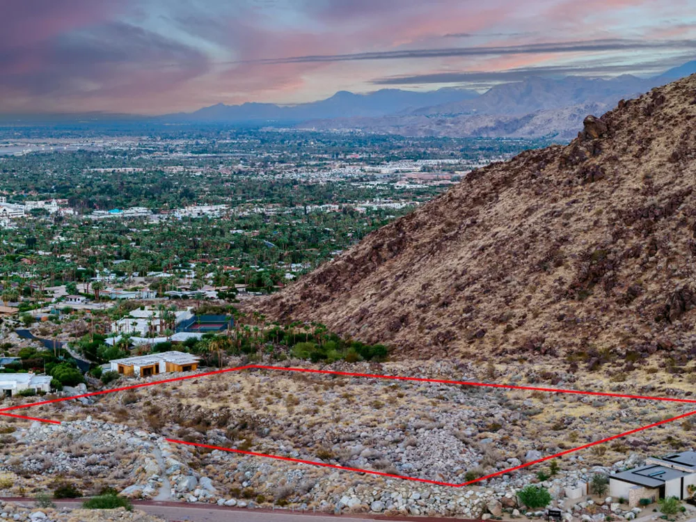 W Cielo Dr Palm Springs, CA 92262