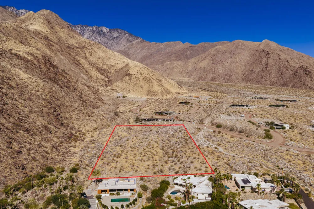 W Cielo Dr Palm Springs, CA 92262