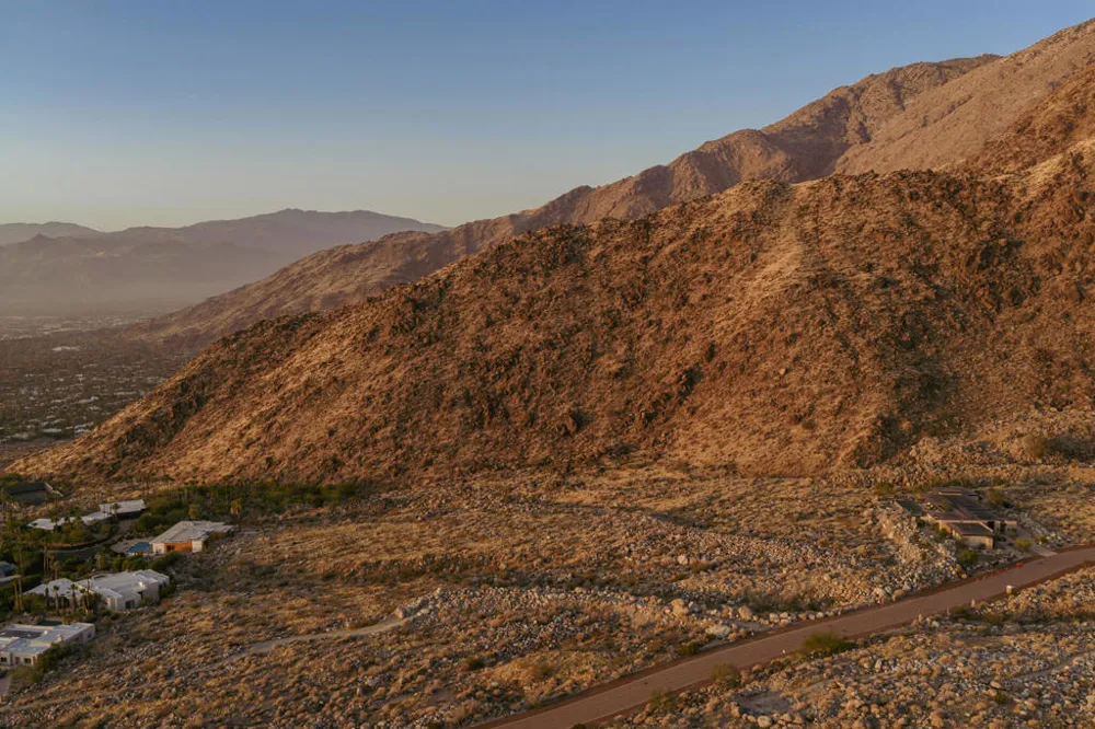W Cielo Dr Palm Springs, CA 92262