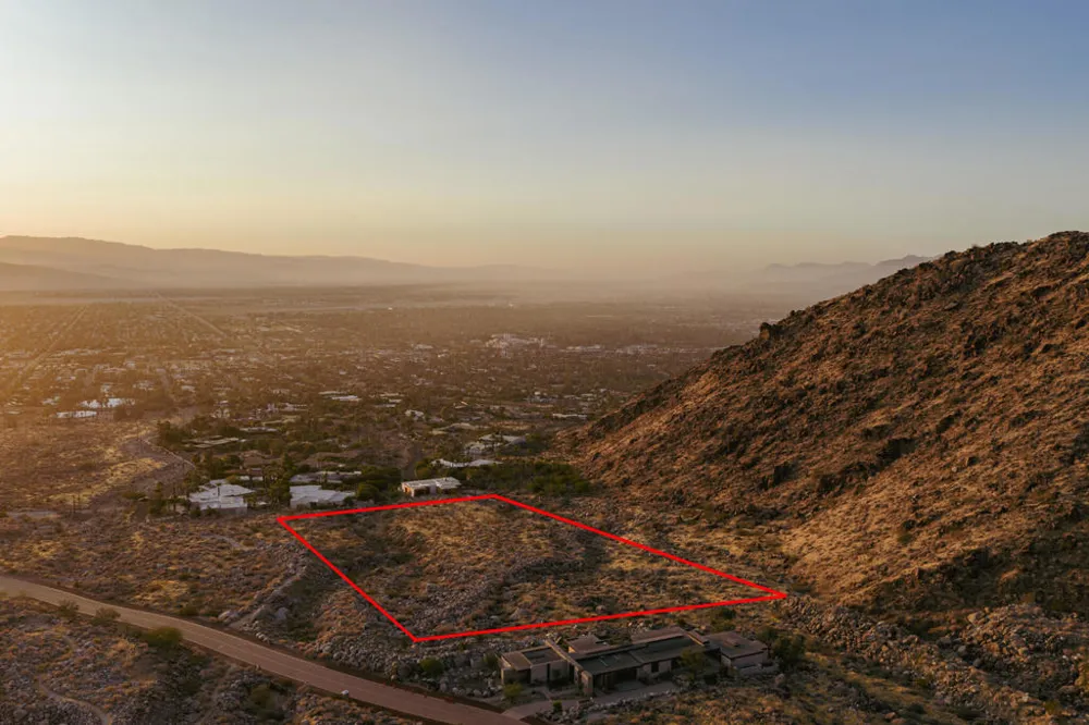 W Cielo Dr Palm Springs, CA 92262