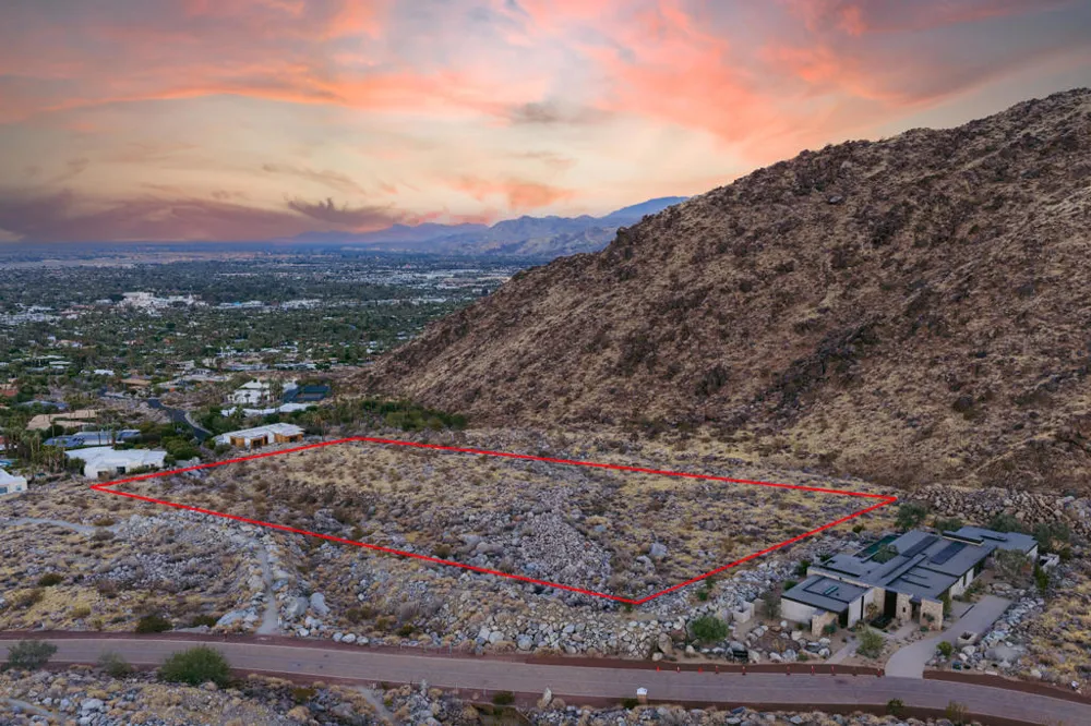 W Cielo Dr Palm Springs, CA 92262