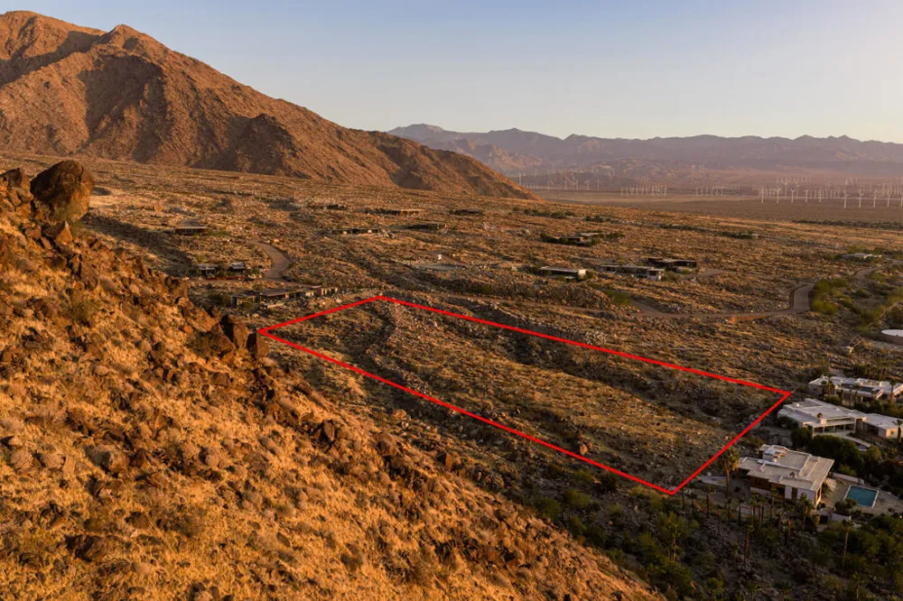 W Cielo Dr Palm Springs, CA 92262
