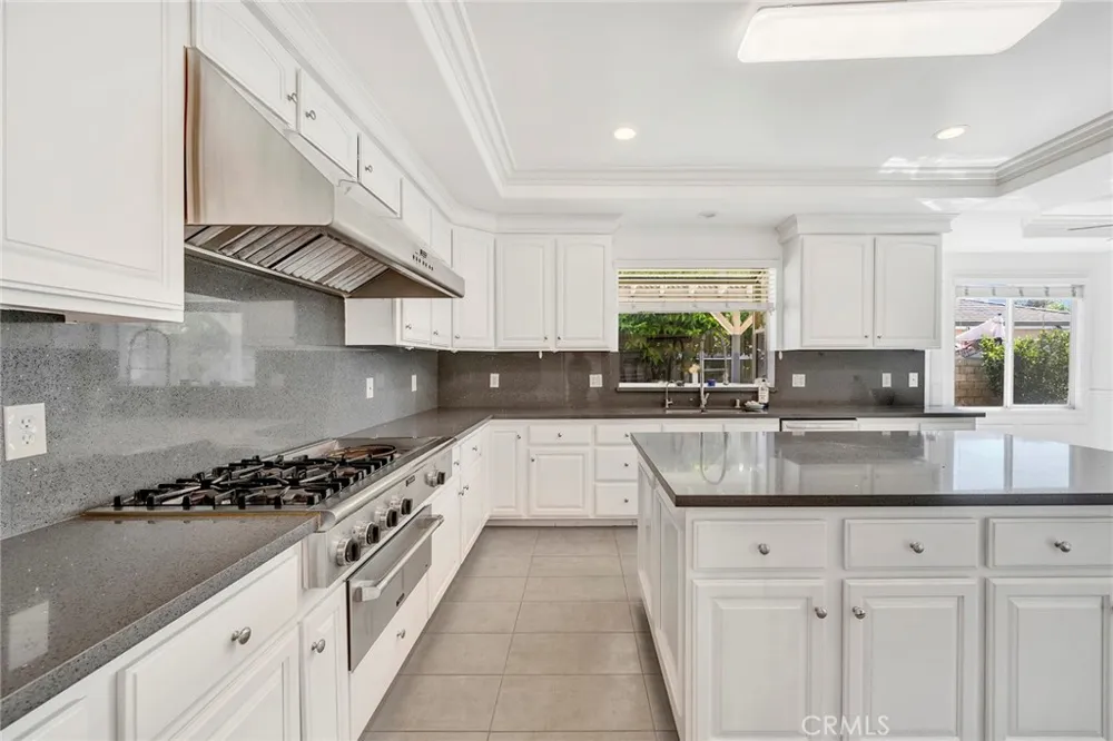 6308 Encinita Temple City, CA 91780