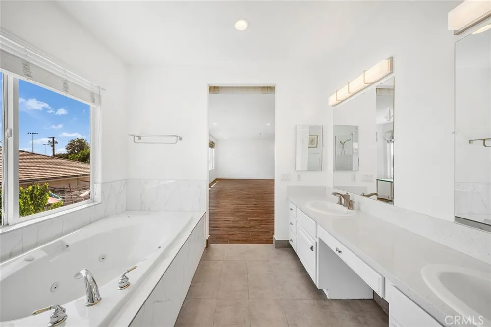 6308 Encinita Temple City, CA 91780