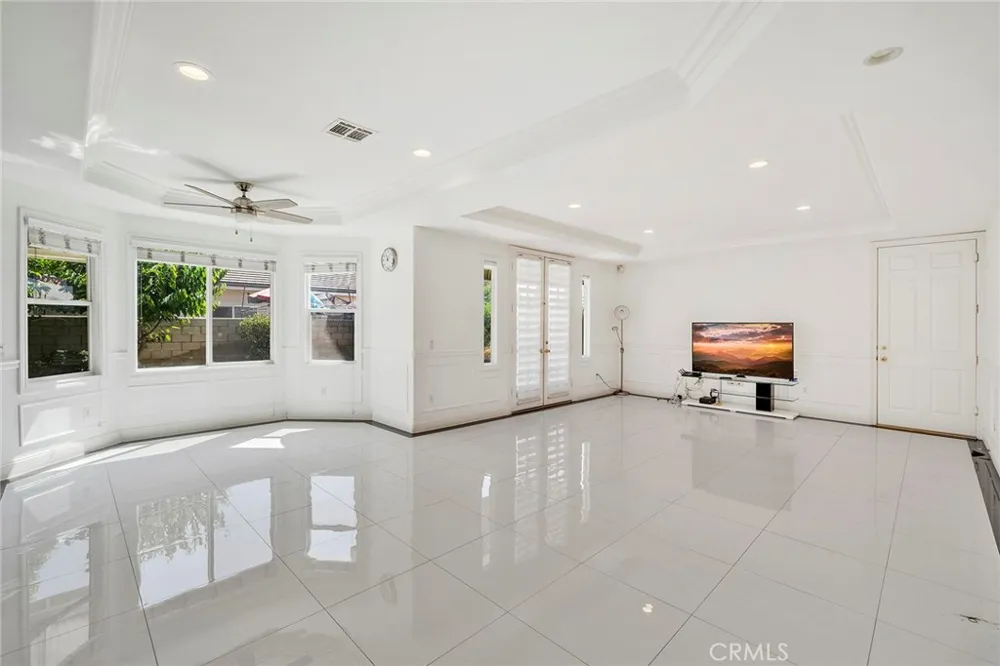 6308 Encinita Temple City, CA 91780