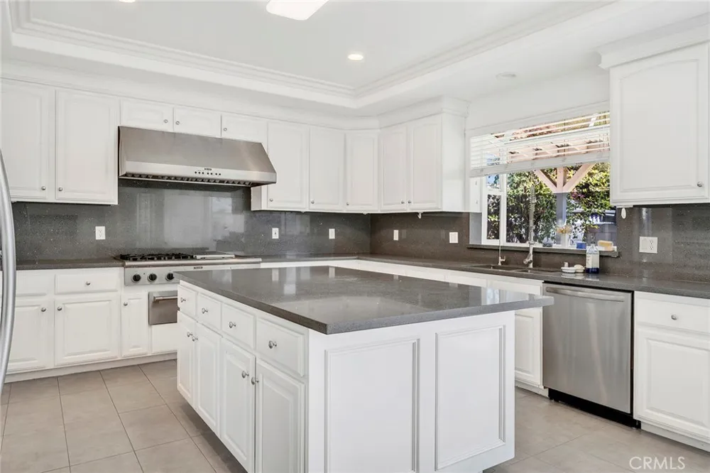 6308 Encinita Temple City, CA 91780