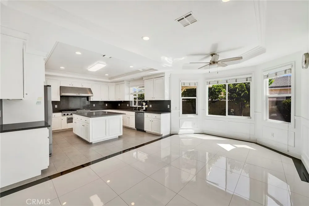 6308 Encinita Temple City, CA 91780