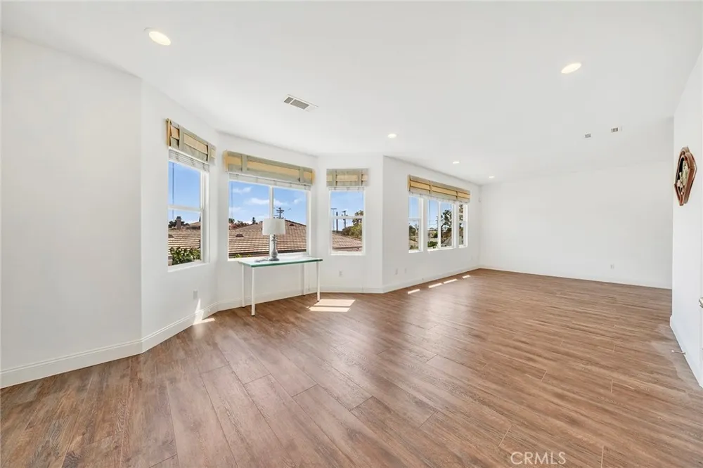 6308 Encinita Temple City, CA 91780