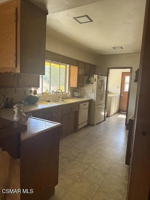 580 Mountain Green Drive Calabasas, CA 91302