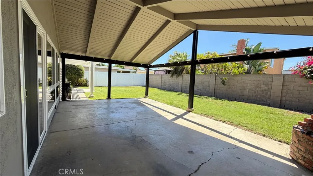 9142 Brabham Huntington Beach, CA 92646