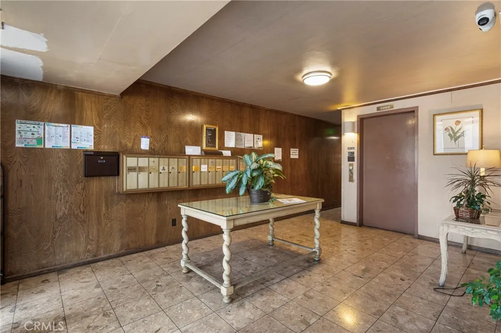 4444 Wilshire #102 Los Angeles, CA 90010