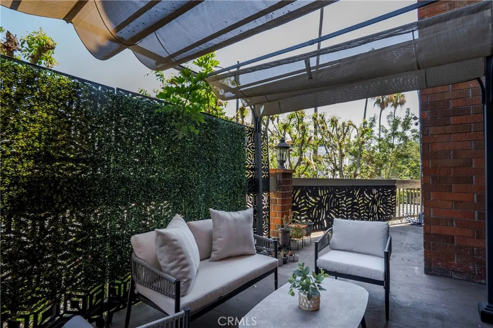 4444 Wilshire #102 Los Angeles, CA 90010