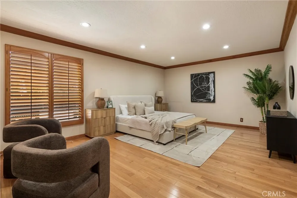 4444 Wilshire #102 Los Angeles, CA 90010