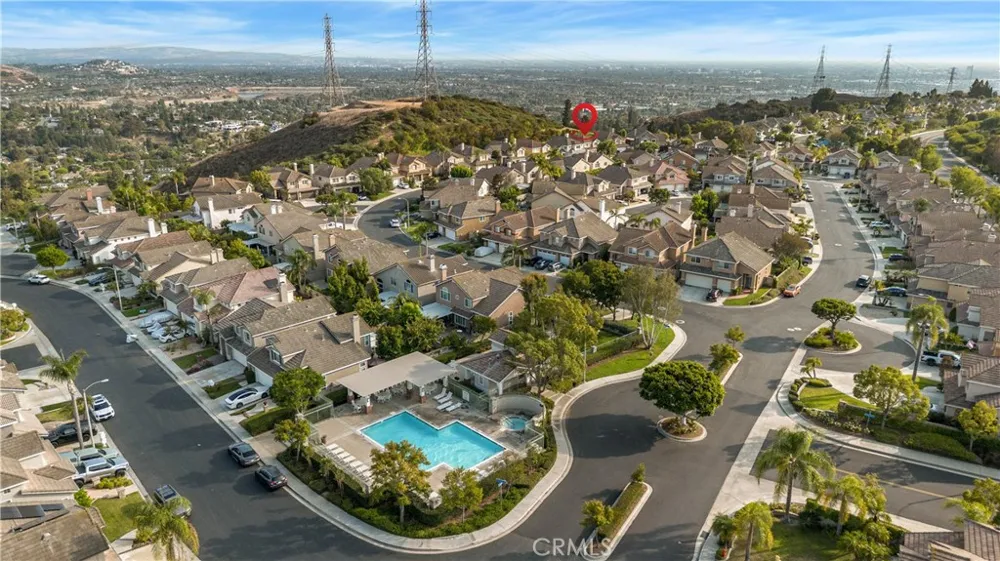 2688 Bentley Orange, CA 92867