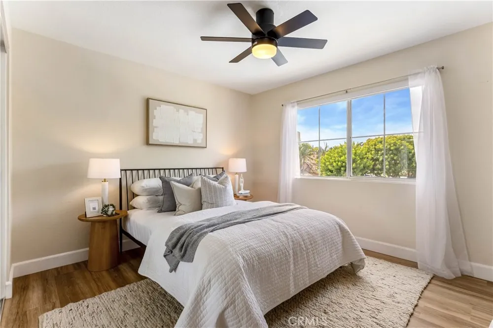 2688 Bentley Orange, CA 92867