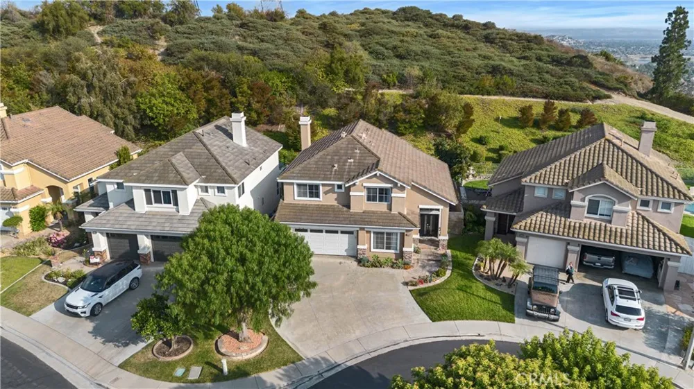2688 Bentley Orange, CA 92867