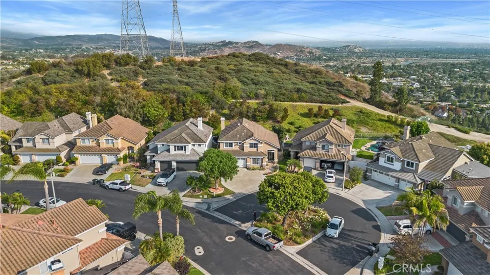 2688 Bentley Orange, CA 92867