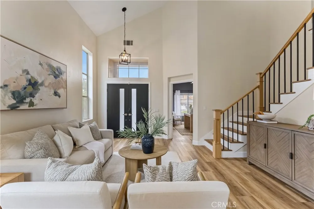 2688 Bentley Orange, CA 92867