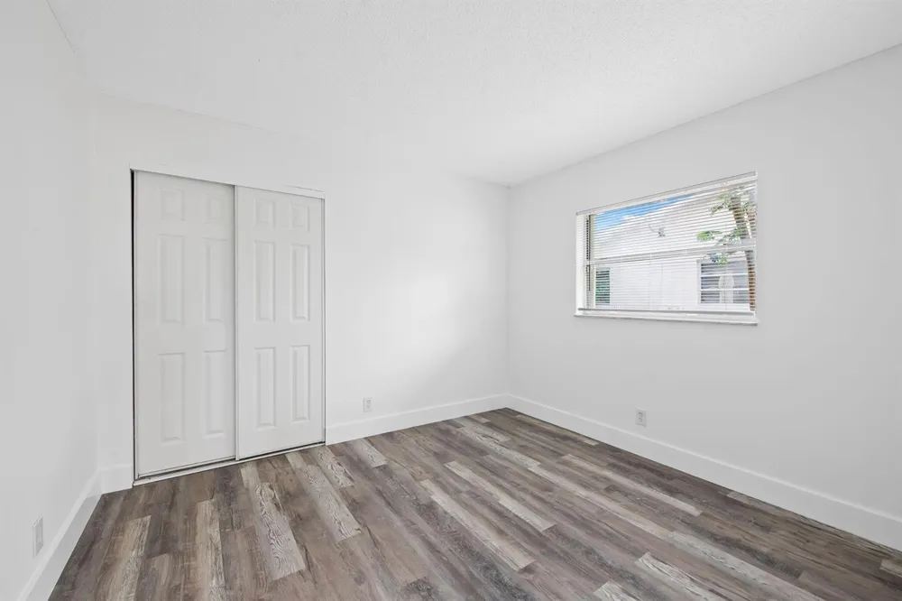 6531 SW 19TH STREET North Lauderdale, FL 33068