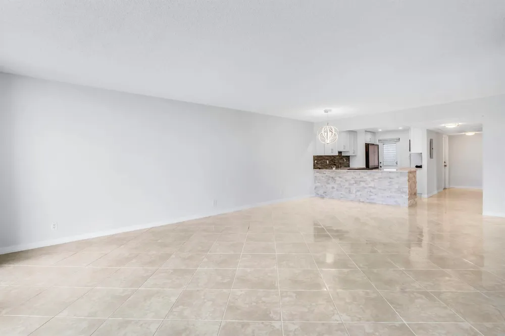 2651 S PALM AIRE DRIVE #410 Pompano Beach, FL 33069