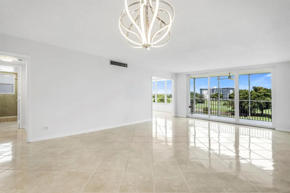 2651 S PALM AIRE DRIVE #410 Pompano Beach, FL 33069