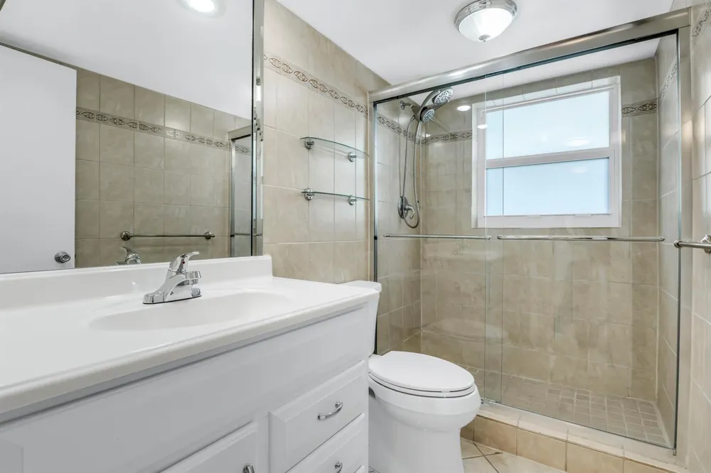 2651 S PALM AIRE DRIVE #410 Pompano Beach, FL 33069