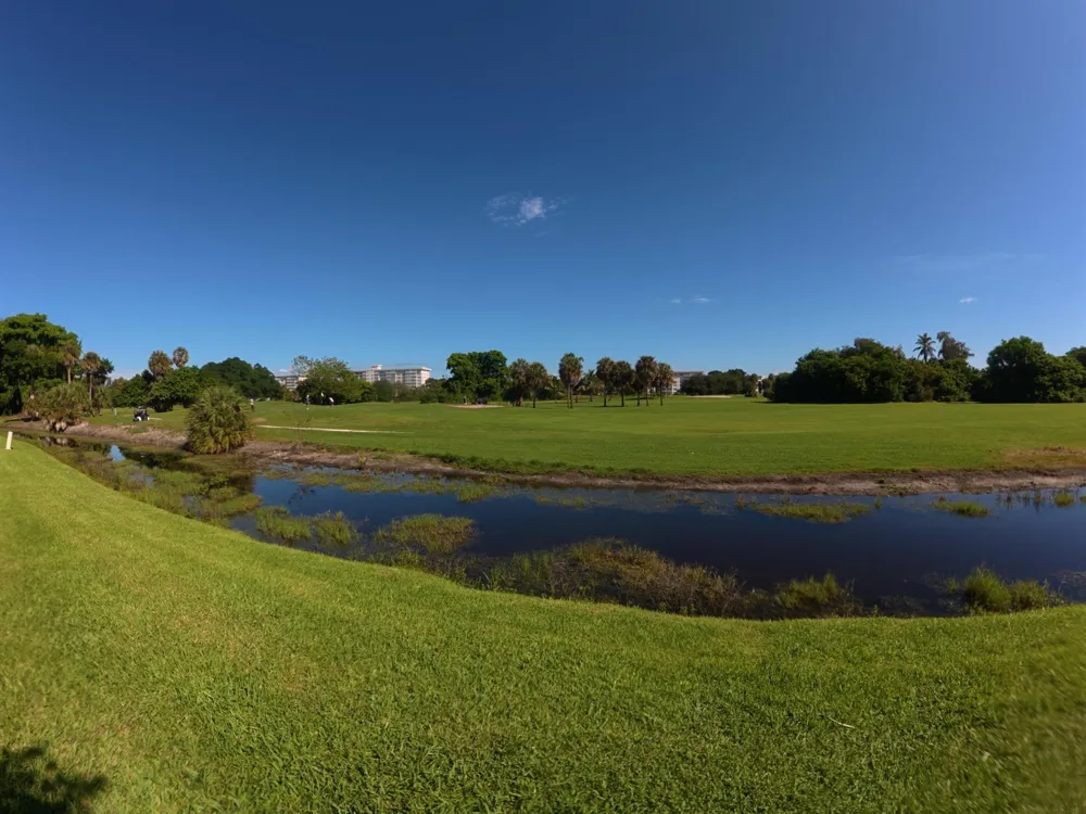 2651 S PALM AIRE DRIVE #410 Pompano Beach, FL 33069
