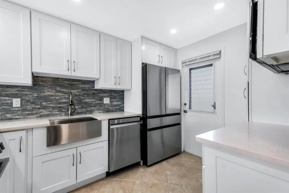 2651 S PALM AIRE DRIVE #410 Pompano Beach, FL 33069
