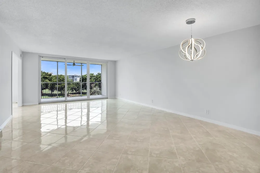 2651 S PALM AIRE DRIVE #410 Pompano Beach, FL 33069