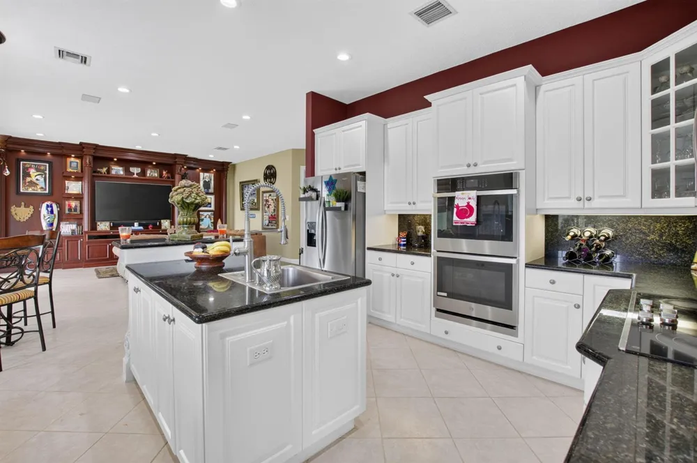 19548 Estuary Drive Boca Raton, FL 33498