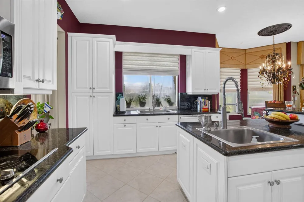 19548 Estuary Drive Boca Raton, FL 33498