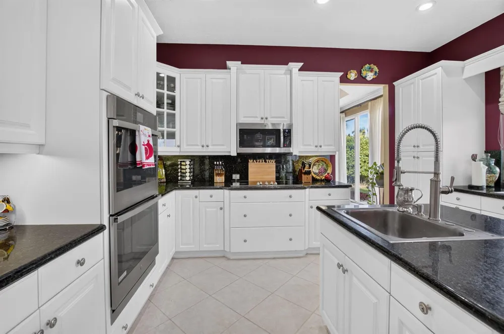 19548 Estuary Drive Boca Raton, FL 33498