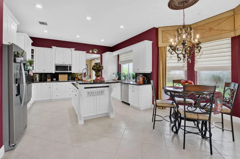 19548 Estuary Drive Boca Raton, FL 33498