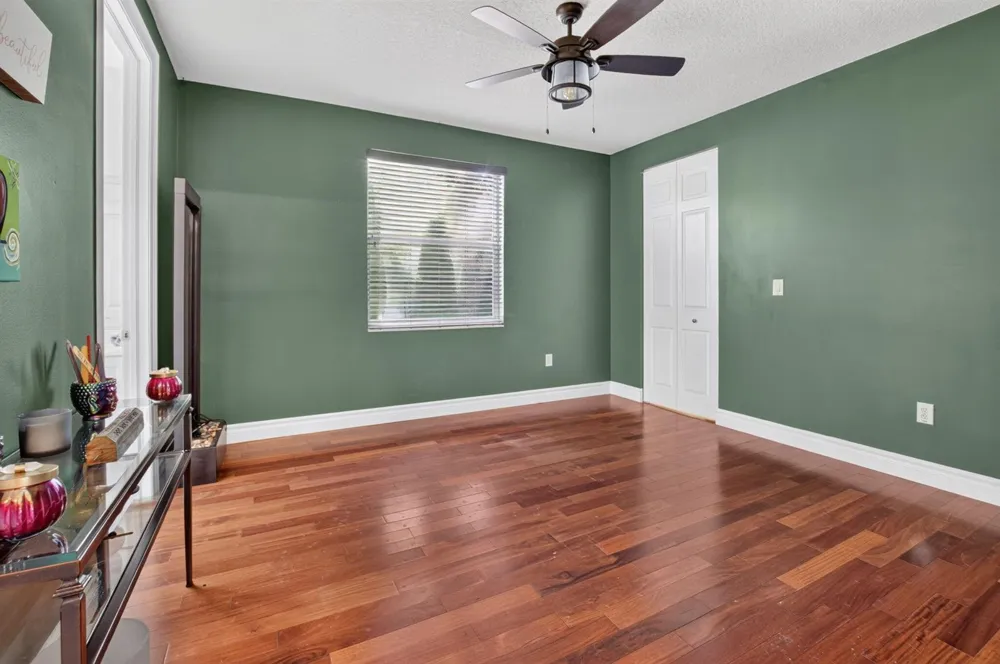 19548 Estuary Drive Boca Raton, FL 33498