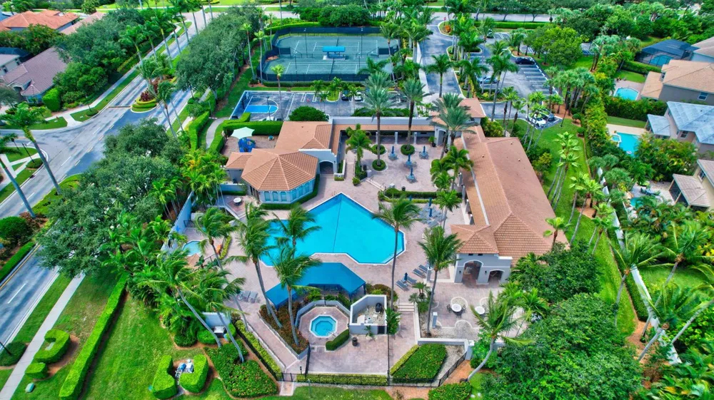 19548 Estuary Drive Boca Raton, FL 33498