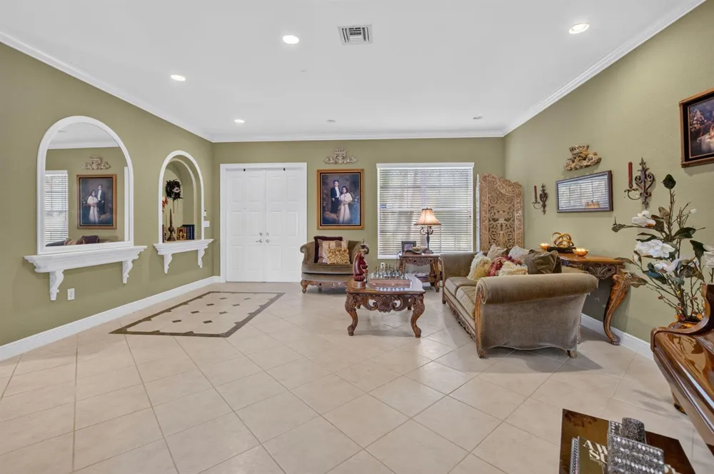 19548 Estuary Drive Boca Raton, FL 33498