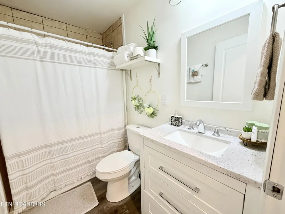 305 Jackson St Sevierville, TN 37862