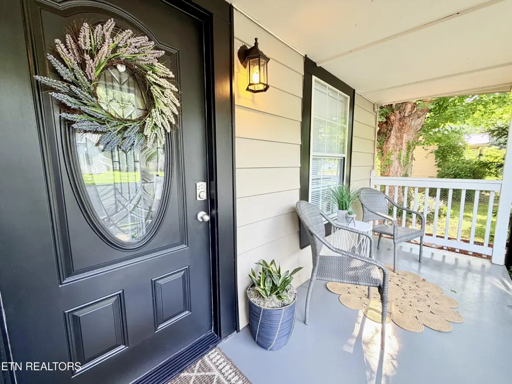 305 Jackson St Sevierville, TN 37862