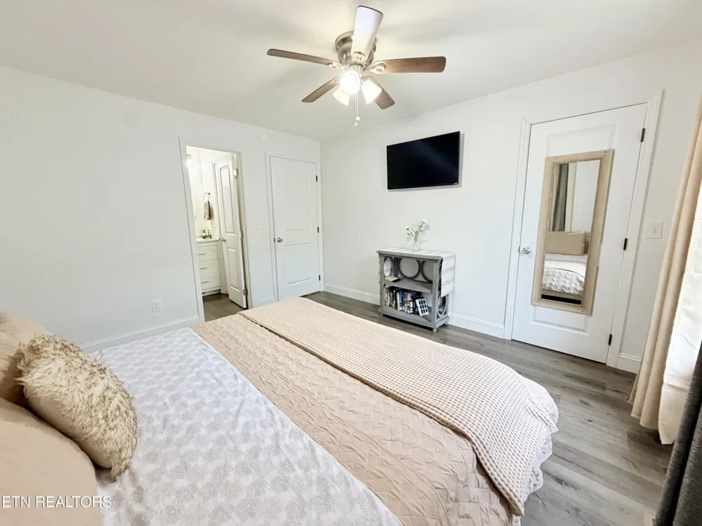 305 Jackson St Sevierville, TN 37862