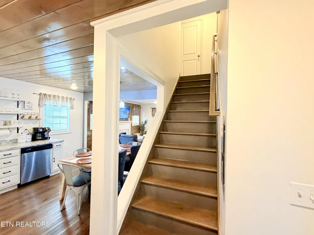 305 Jackson St Sevierville, TN 37862