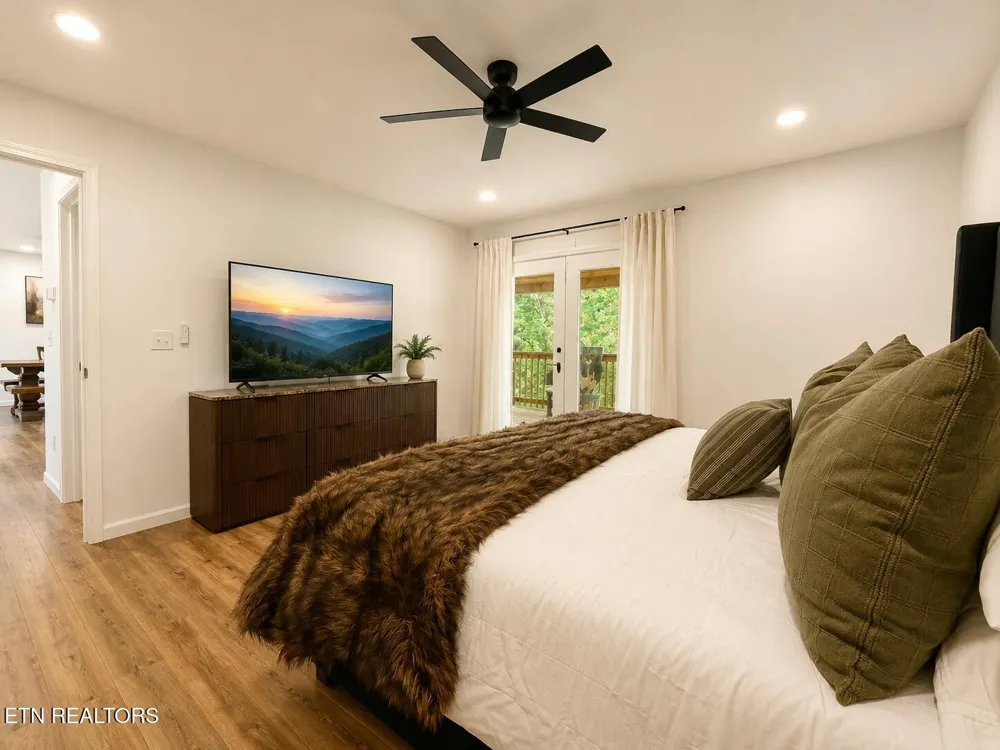 3139 Easy St Pigeon Forge, TN 37862