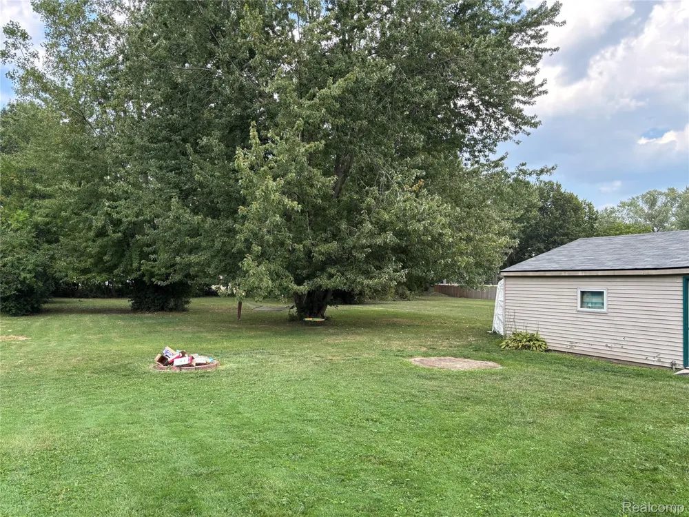 21601 Holly Street Clinton Charter Township, MI 48035