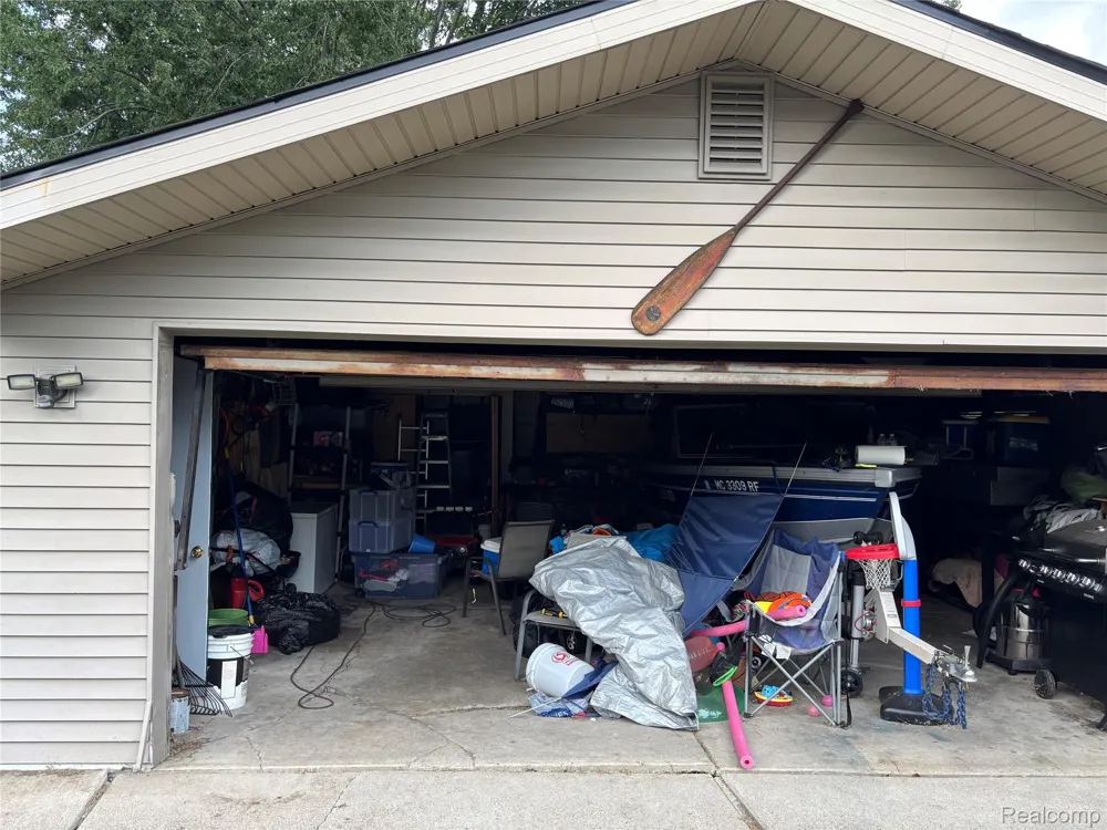 21601 Holly Street Clinton Charter Township, MI 48035
